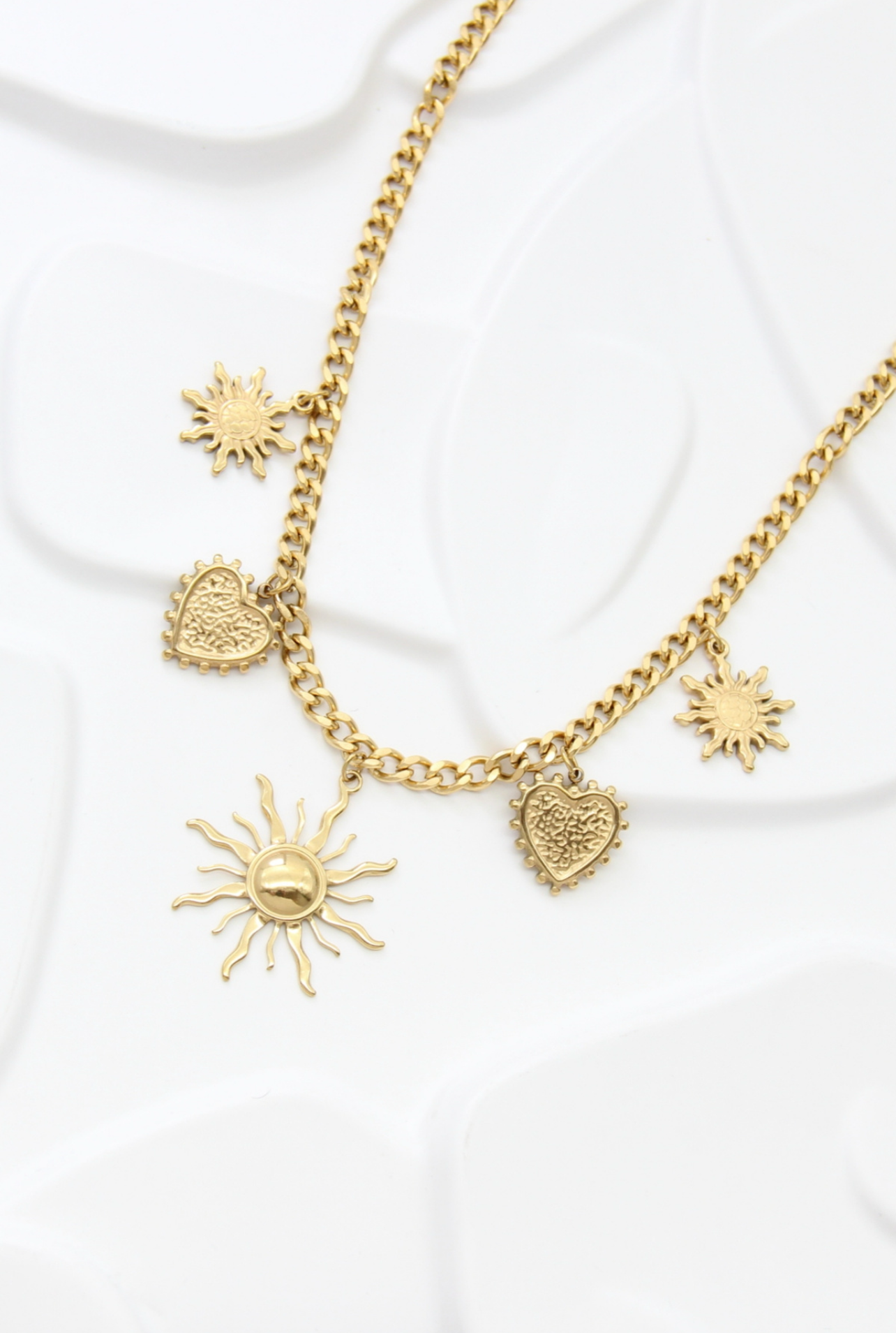 Le collier “Sol Amor”