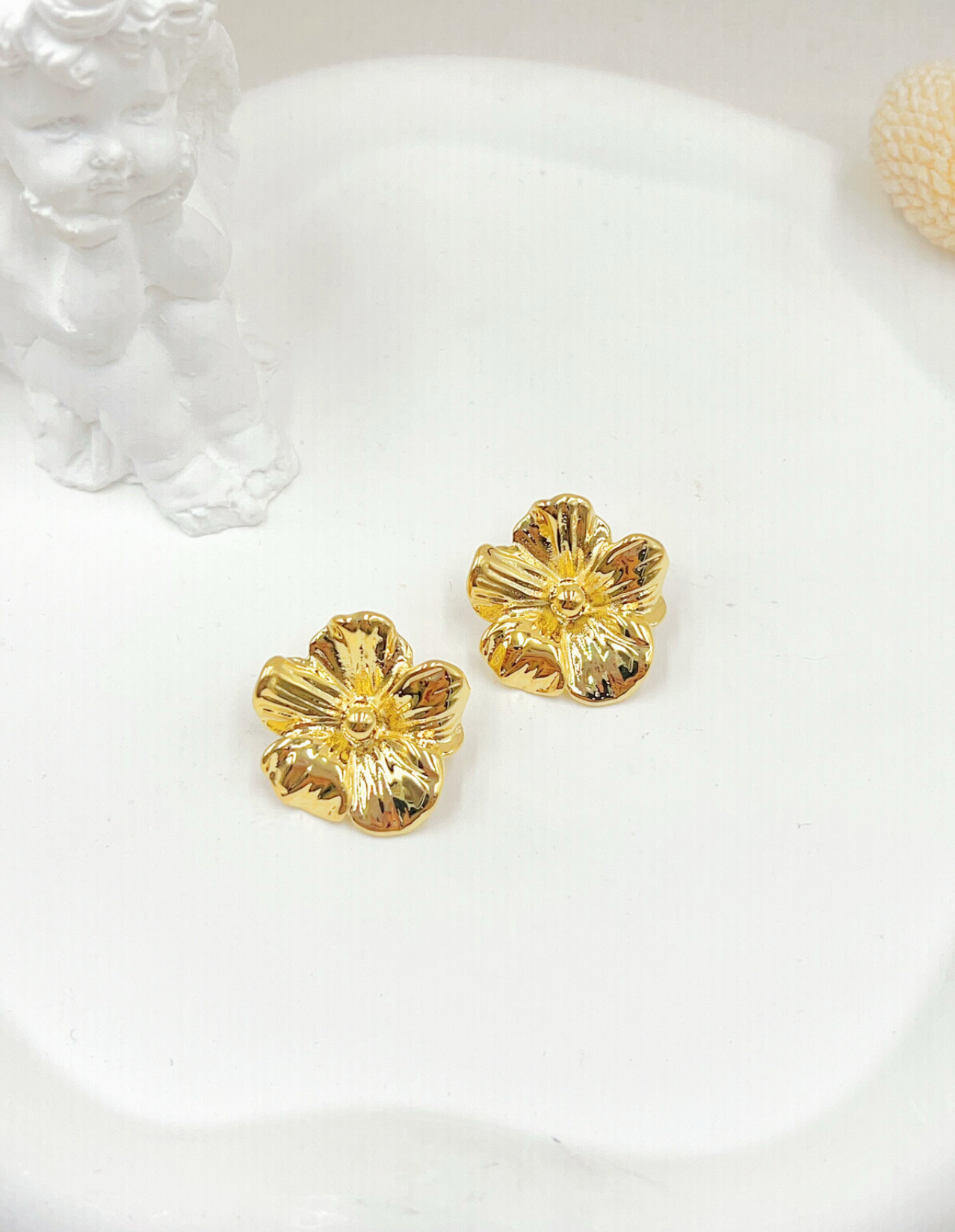 Boucles d’oreilles “Fleur d’Or”