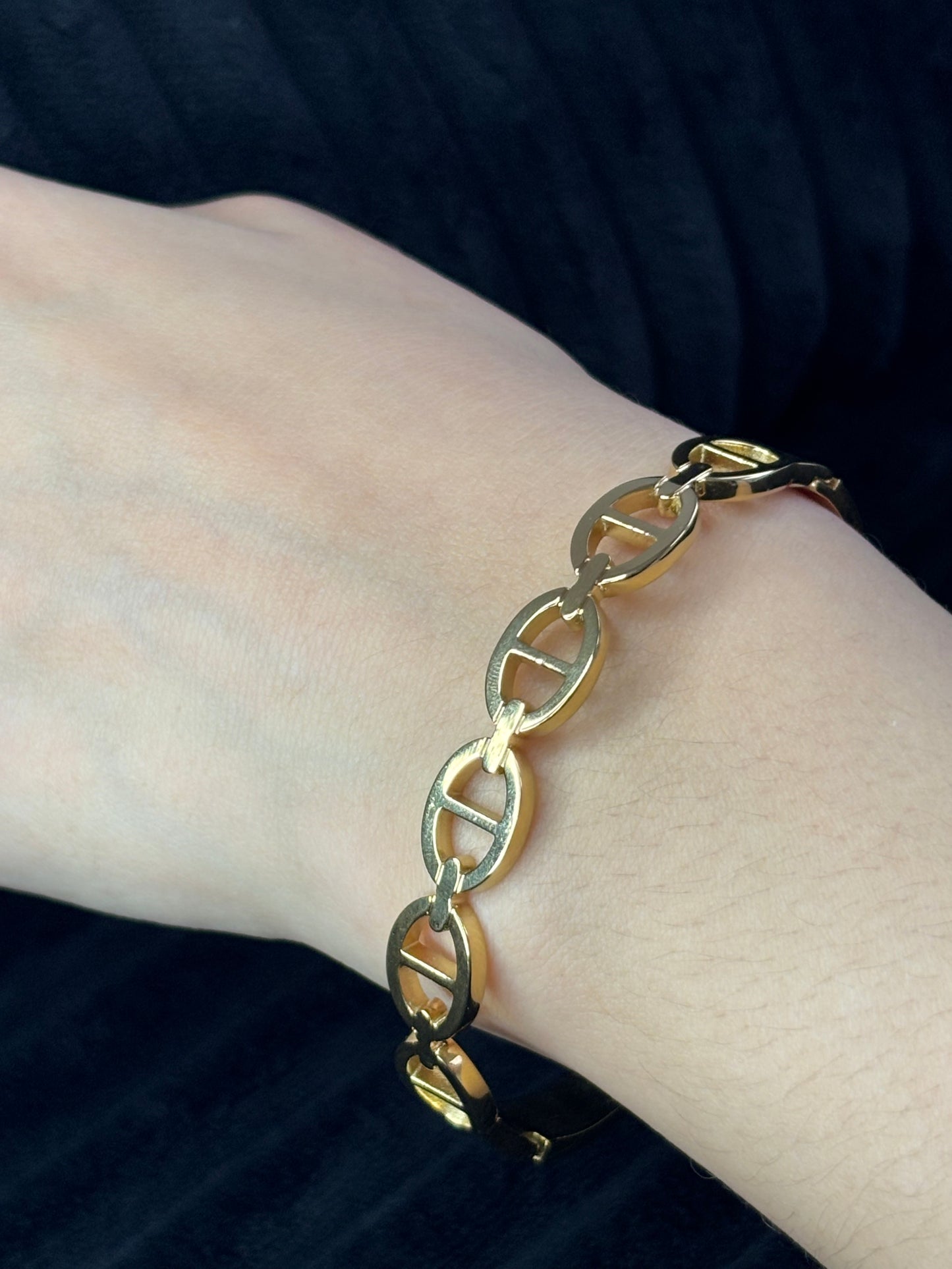 Bracelet jonc doré à maillons ovales