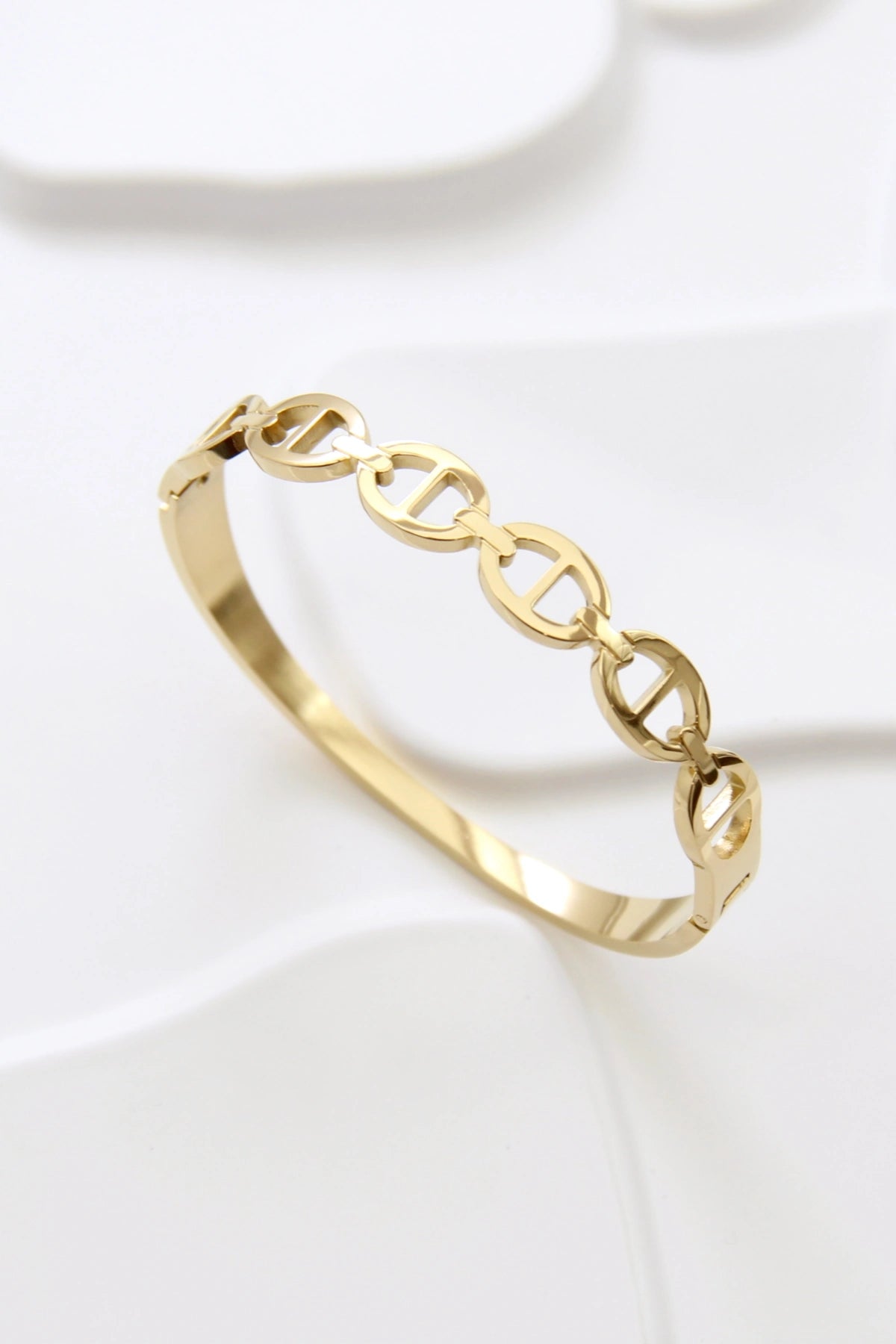 Bracelet jonc doré à maillons ovales